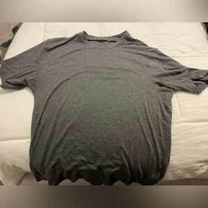 Size large lululemon